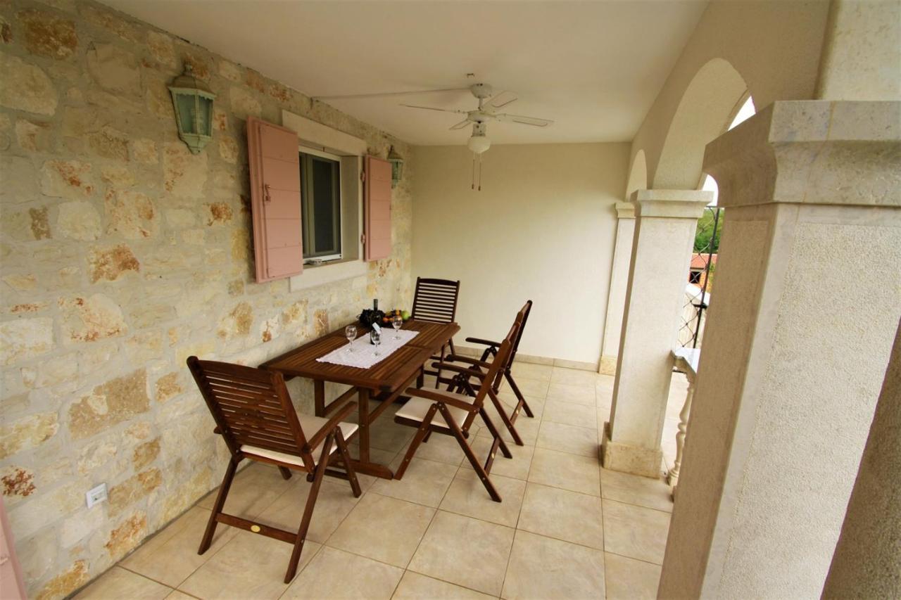 Apartment Marija Kaštelir Extérieur photo